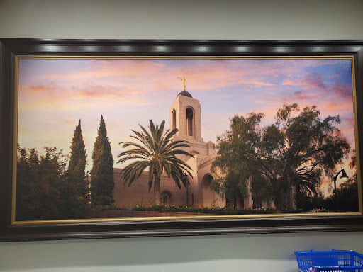 Religious Goods Store «Deseret Book», reviews and photos, 2230 17th St, Santa Ana, CA 92705, USA