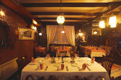 Hotel Pinocchio - 24 Maji Nr.115 -, Arben Xheladini nr. 35, Prishtina 10000