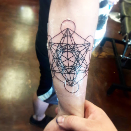 Tattoo Shop «Wolfskin Ink Tattoo», reviews and photos, 1752 W Bell Rd, Phoenix, AZ 85023, USA