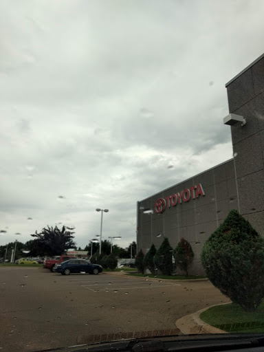 Car Repair and Maintenance «Burnsville Toyota Service & Parts», reviews and photos, 14800 Burnhaven Dr, Burnsville, MN 55306, USA