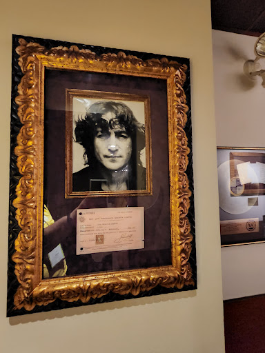 Restaurant «Hard Rock Cafe», reviews and photos, 22-24 Clinton St, Boston, MA 02109, USA