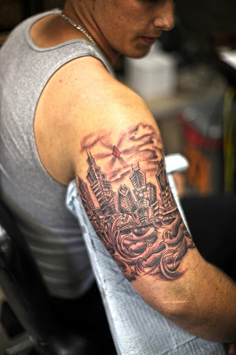 Tattoo Shop «Chi Town Tattoo & Body Piercing», reviews and photos, 5056 W Lawrence Ave, Chicago, IL 60630, USA