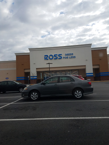 Clothing Store «Ross Dress for Less», reviews and photos, 1011 University Blvd #120, Suffolk, VA 23435, USA