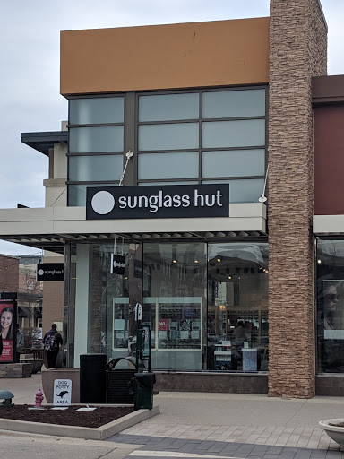 Shopping Mall «The Promenade Bolingbrook», reviews and photos, 631 E Boughton Rd, Bolingbrook, IL 60440, USA