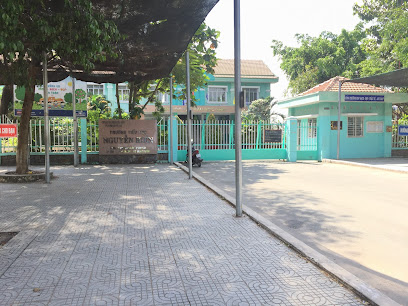 Trường Tiểu học Nguyễn Hiền