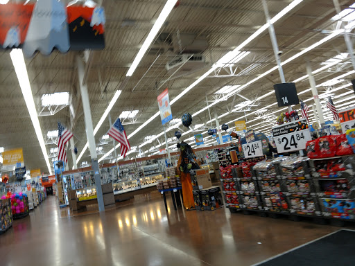 Department Store «Walmart Supercenter», reviews and photos, 14800 Fort Campbell Blvd, Oak Grove, KY 42262, USA