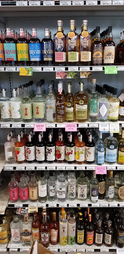 Liquor Store «Portland Center Liquor Store», reviews and photos, 2075 SW 1st Ave, Portland, OR 97201, USA