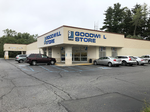 Goodwill, 1509 E Lincolnway, La Porte, IN 46350, USA, 