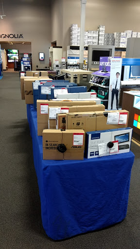 Electronics Store «Best Buy», reviews and photos, 1236 Galleria Blvd, Roseville, CA 95678, USA