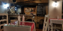 Atmosphère du Restaurant Les Escaravats à Remoulins - n°12