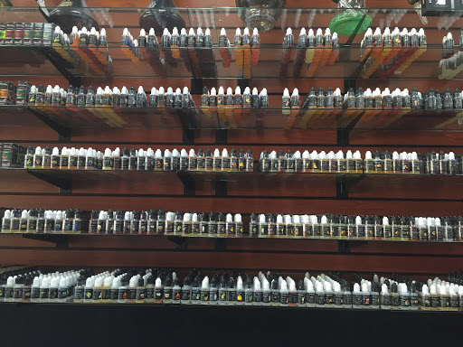 Tobacco Shop «Orlando Smoke Shop Fun Spot», reviews and photos, 5531 International Dr, Orlando, FL 32819, USA