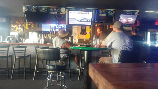 Bar «M T Bottle Restaurant & Lounge», reviews and photos, 3940 Shelbyville Hwy, Murfreesboro, TN 37127, USA