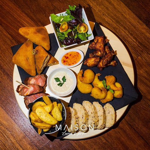 Maison Lounge & Garden - Bar