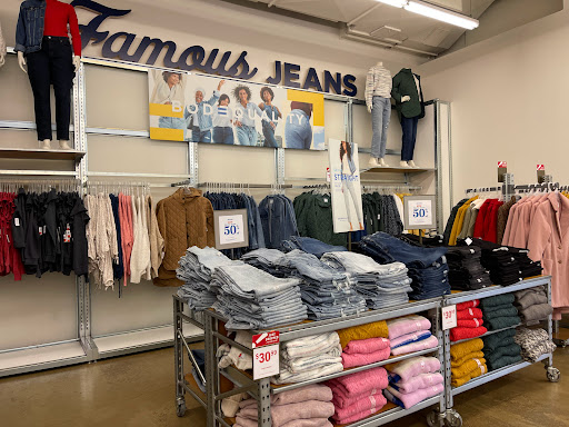 Clothing Store «Old Navy», reviews and photos, 1600 Saratoga Ave, San Jose, CA 95129, USA