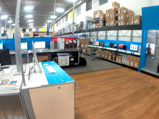 Electronics Store «Best Buy», reviews and photos, 1417 Golden Gate Blvd, Mayfield Heights, OH 44124, USA