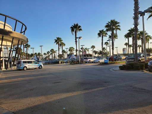 Car Dealer «Daytona Auto Mall», reviews and photos, 1510 N Tomoka Farms Rd, Daytona Beach, FL 32124, USA