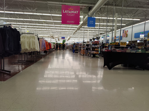 Discount Store «Walmart», reviews and photos, 40 Drury Dr, La Plata, MD 20646, USA