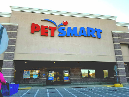 PetSmart, 36395 Euclid Ave, Willoughby, OH 44094, USA, 