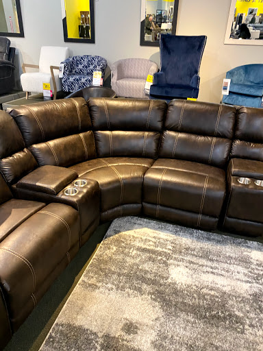 Furniture Store «Art Van Furniture - Battle Creek», reviews and photos, 6100 B Dr N, Battle Creek, MI 49014, USA
