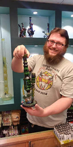 HighTide Pipe & Tobacco, 1958 Pacific Blvd SE, Albany, OR 97321, USA, 