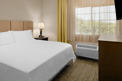 Candlewood Suites Turlock, an IHG Hotel image