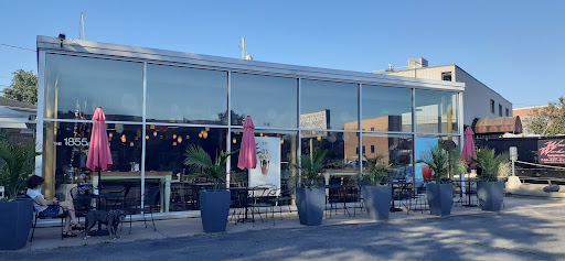 Chocolate Cafe, 1855 Northwest Blvd, Columbus, OH 43212, USA, 