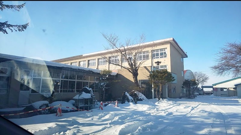 十和田市立甲東中学校