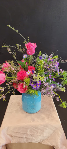 Florist «Central Florist», reviews and photos, 252 N Central Ave, Valley Stream, NY 11580, USA