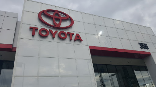 Toyota Dealer «DARCARS 355 Toyota Rockville», reviews and photos, 15625 Frederick Rd, Rockville, MD 20855, USA