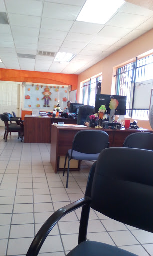 Su Familia Cars & Trucks, 5802 North Fwy, Houston, TX 77076, USA, 