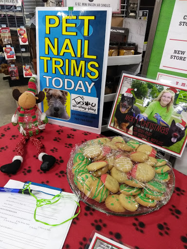 Home Improvement Store «Tractor Supply Co.», reviews and photos, 6818 S Scatterfield Rd, Anderson, IN 46013, USA