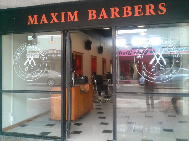 Maxim Barbers - Hastings