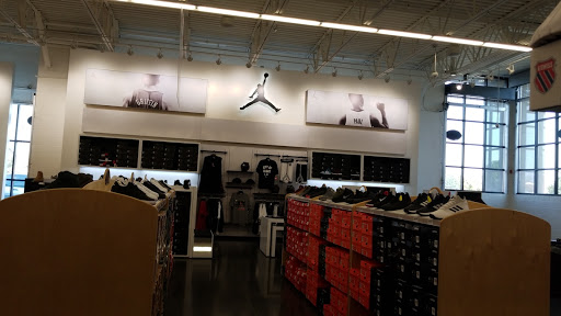 Shoe Store «WSS», reviews and photos, 4430 Holt Blvd, Montclair, CA 91763, USA