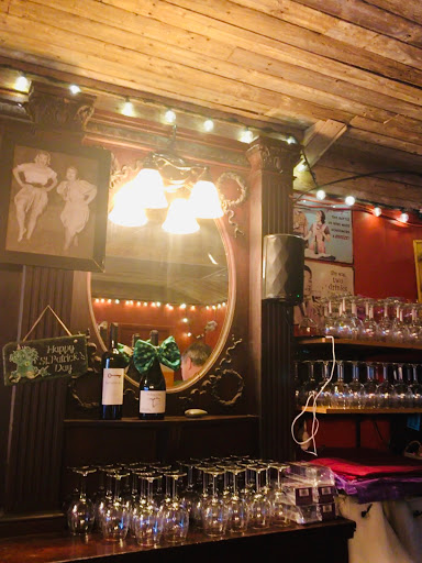 Wine Store «Hill Country Wine Shop», reviews and photos, 114 Wimberley Square, Wimberley, TX 78676, USA