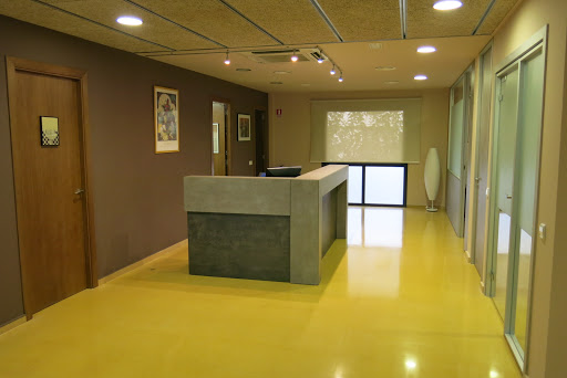 Clinica Dental Integral MariñoComba en Sant Esteve Sesrovires, Barcelona