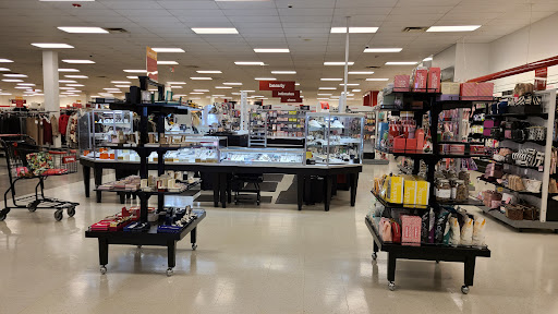 Department Store «T.J. Maxx», reviews and photos, 3111 111th St, Naperville, IL 60540, USA