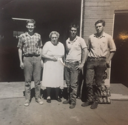 Auto Repair Shop «Ihle Auto Service», reviews and photos, 6525 Blue Star Hwy, Saugatuck, MI 49453, USA