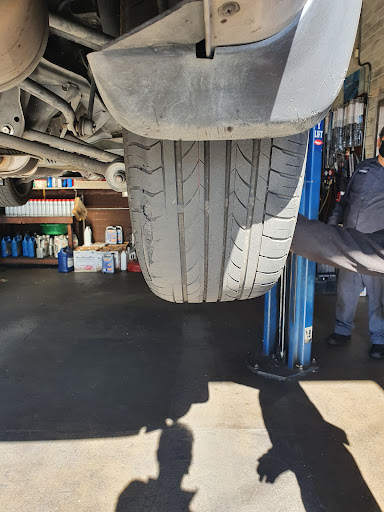 Auto Repair Shop «Harvard Auto Repair», reviews and photos, 2921 W Pico Blvd, Los Angeles, CA 90006, USA