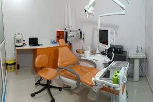 Dr. Vinti's Family Dental Clinic image