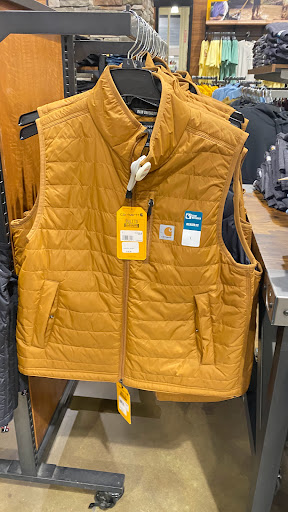 Outdoor Sports Store «Field & Stream», reviews and photos, 2000 N Neil St #2000b, Champaign, IL 61820, USA