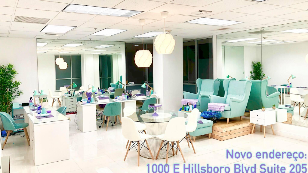 Dani Wellness & Spa 33441