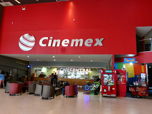 Cinemex Macroplaza Tijuana