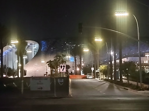 Liquor Store «Forum Liquors», reviews and photos, 801 S Prairie Ave, Inglewood, CA 90301, USA