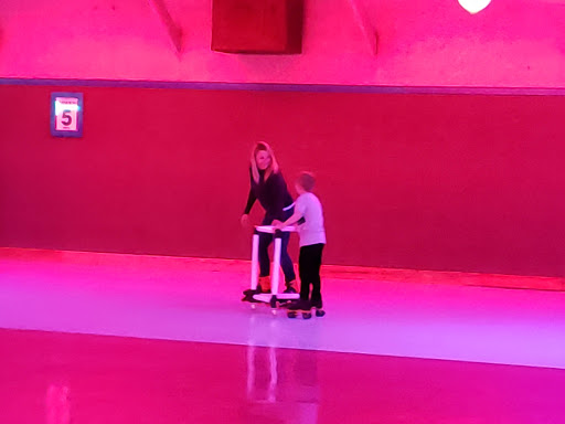 Amusement Center «High Roller Skating Center of La Crosse», reviews and photos, 3624 East Ave S, La Crosse, WI 54601, USA