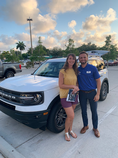 Car Dealer «Tamiami Ford», reviews and photos, 1471 Airport Pulling Rd N, Naples, FL 34104, USA