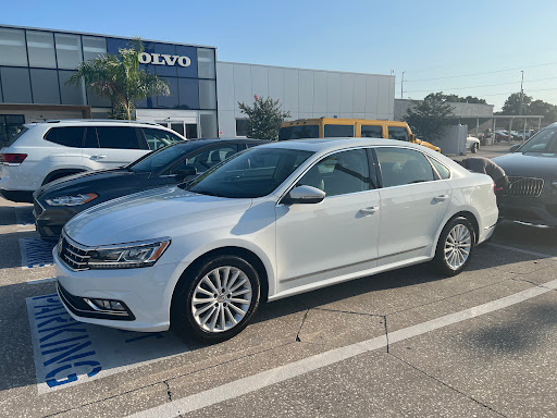 Car Dealer «Volvo of Tampa», reviews and photos, 6008 N Dale Mabry Hwy, Tampa, FL 33614, USA