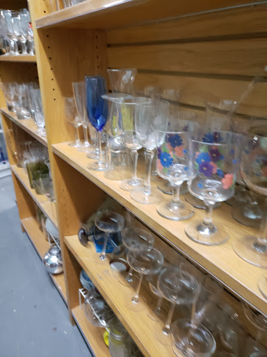 Thrift Store «All you need is thrift», reviews and photos, 148 W Hoffman Ave, Lindenhurst, NY 11757, USA