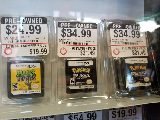 Video Game Store «GameStop», reviews and photos, 1605 W Dorothy Ln, Kettering, OH 45439, USA