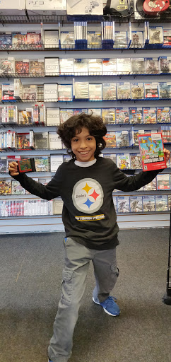 Video Game Store «UGA Games», reviews and photos, 1320 Bethel Rd, Columbus, OH 43220, USA