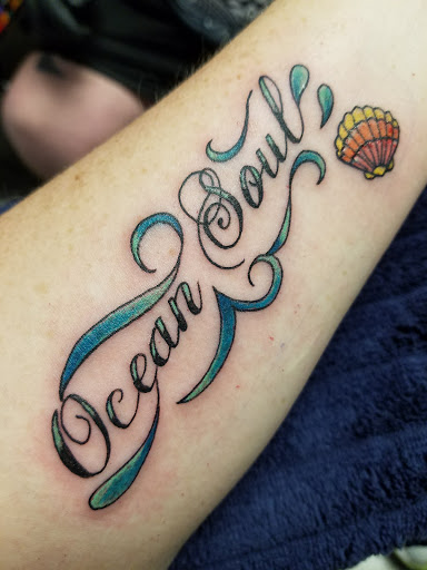 Explore arrow tattoos ideas, creative tattoo ideas in Gulfport, available at Jack & Dianes Tattoo